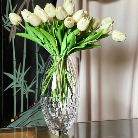 ♥️ WATERFORD
CRYSTAL MONIQUE LHUILLIER ATELIER
10.5" VASE, excellent condition. - Picture 3 of 9